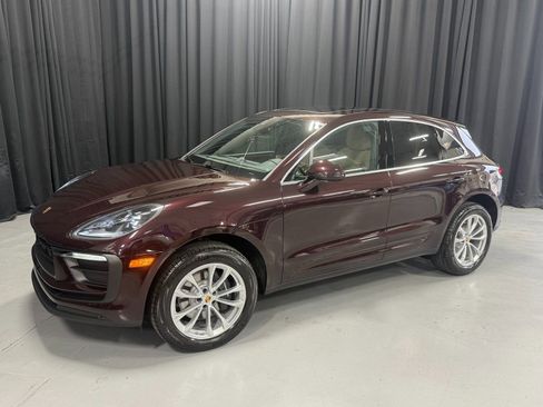 New 2026 Porsche Macan image 1