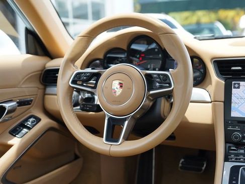 Used 2017 Porsche 911 Carrera image 26