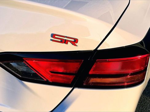 Certified 2025 Nissan Altima 2.5 SR image 28