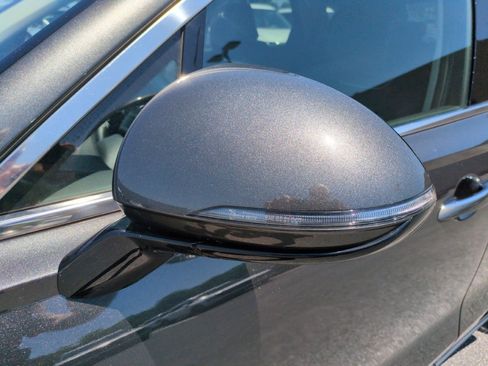 Used 2025 Genesis GV70 2.5T AWD/4WD image 11