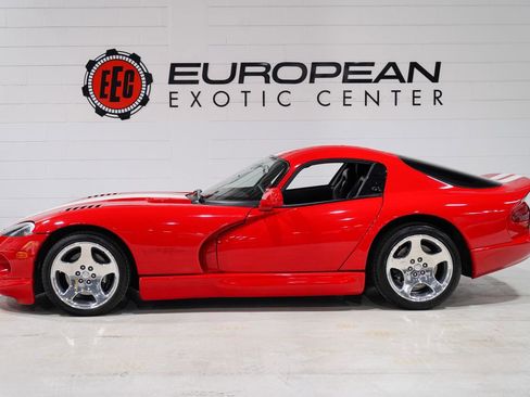 Used 2002 Dodge Viper GTS image 7