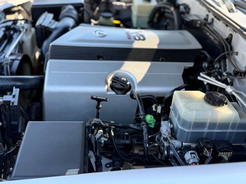 Used 2006 Lexus LX 470 4WD image 58