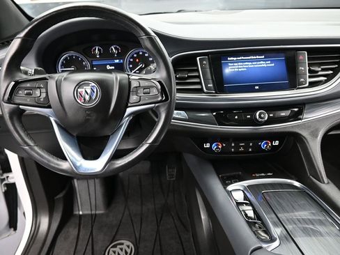 Used 2023 Buick Enclave Essence w/ Sport Touring Edition image 15