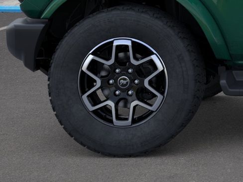 New 2025 Ford Bronco Outer Banks AWD/4WD image 21