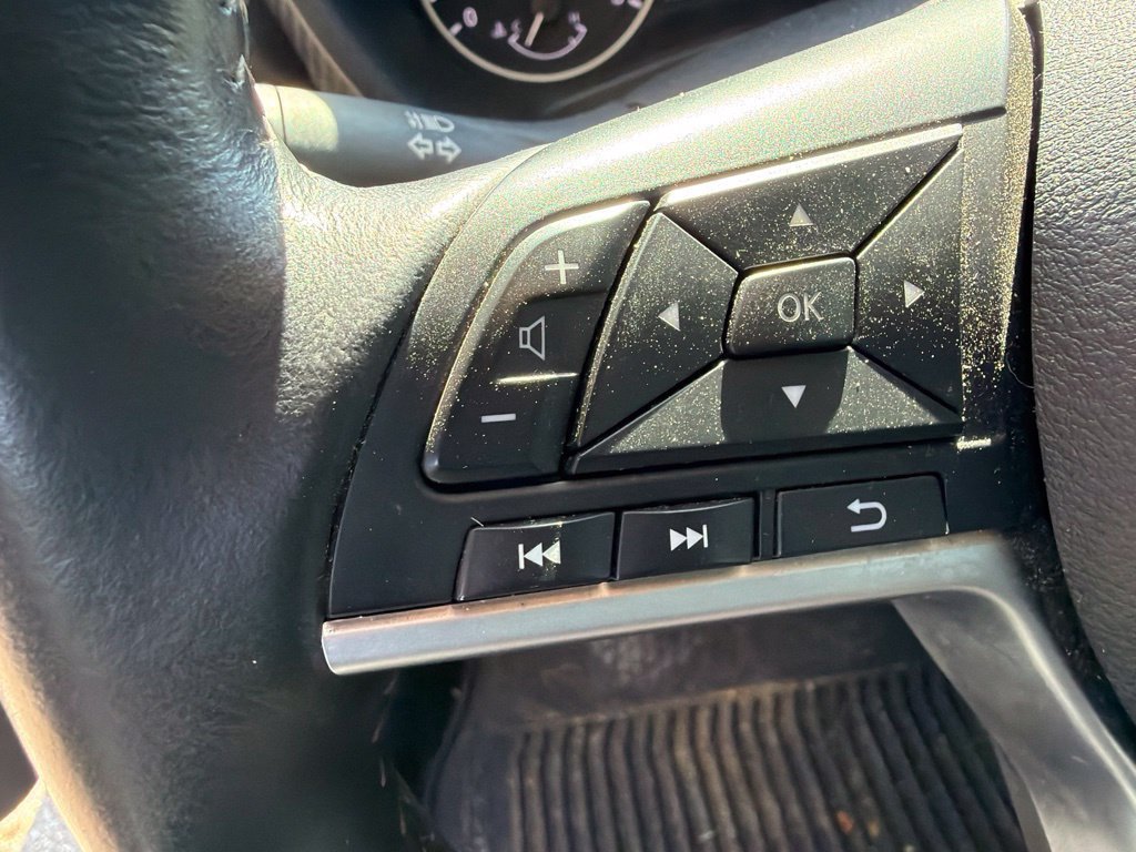 Used 2025 Nissan Sentra SV w/ All-Weather Package FWD image 14