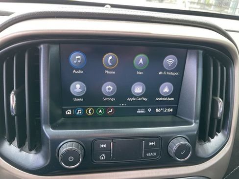 Used 2022 GMC Canyon Denali AWD/4WD image 9