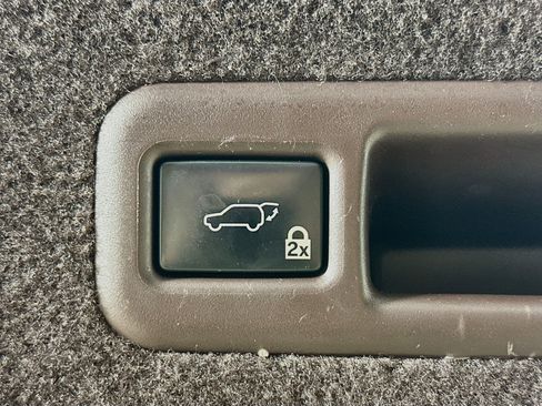 Used 2018 Lexus RX 350L FWD w/ Premium Package image 31