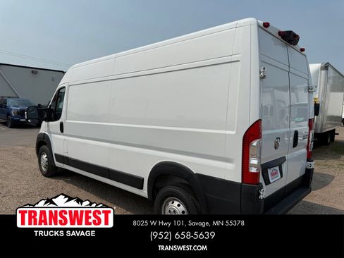 Used 2023 RAM ProMaster 2500 FWD image 2