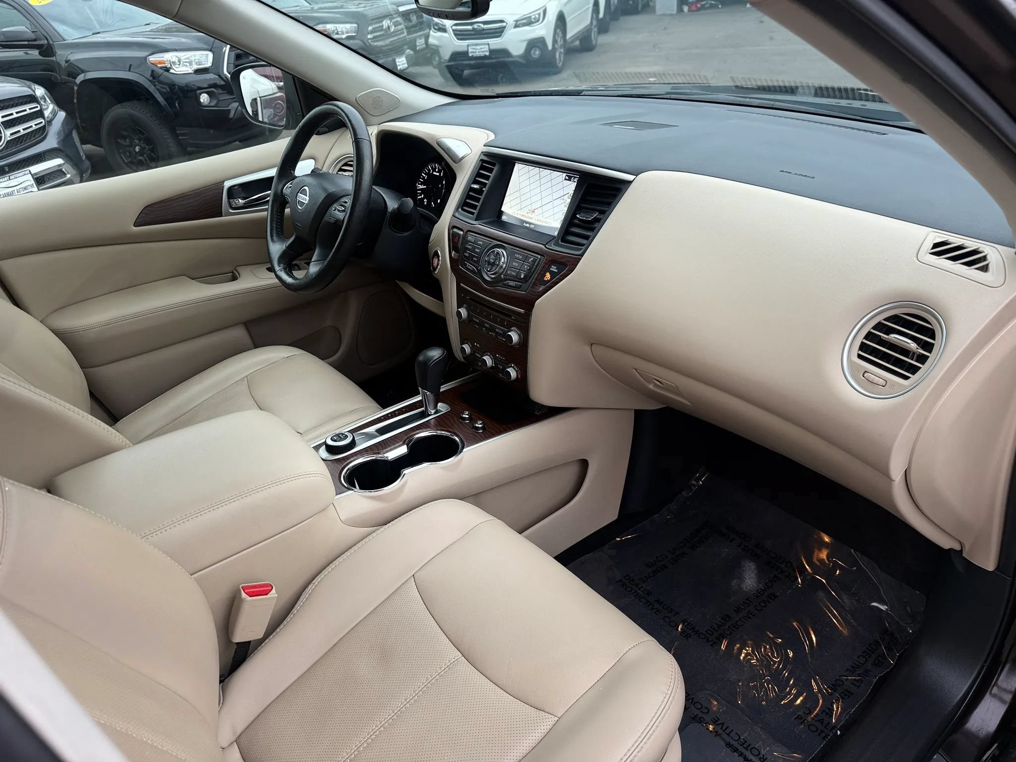 Used 2020 Nissan Pathfinder Platinum AWD/4WD image 23