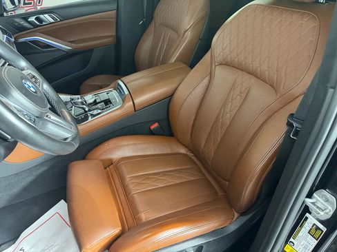 Used 2022 BMW X6 M50i w/ Executive Package image 36