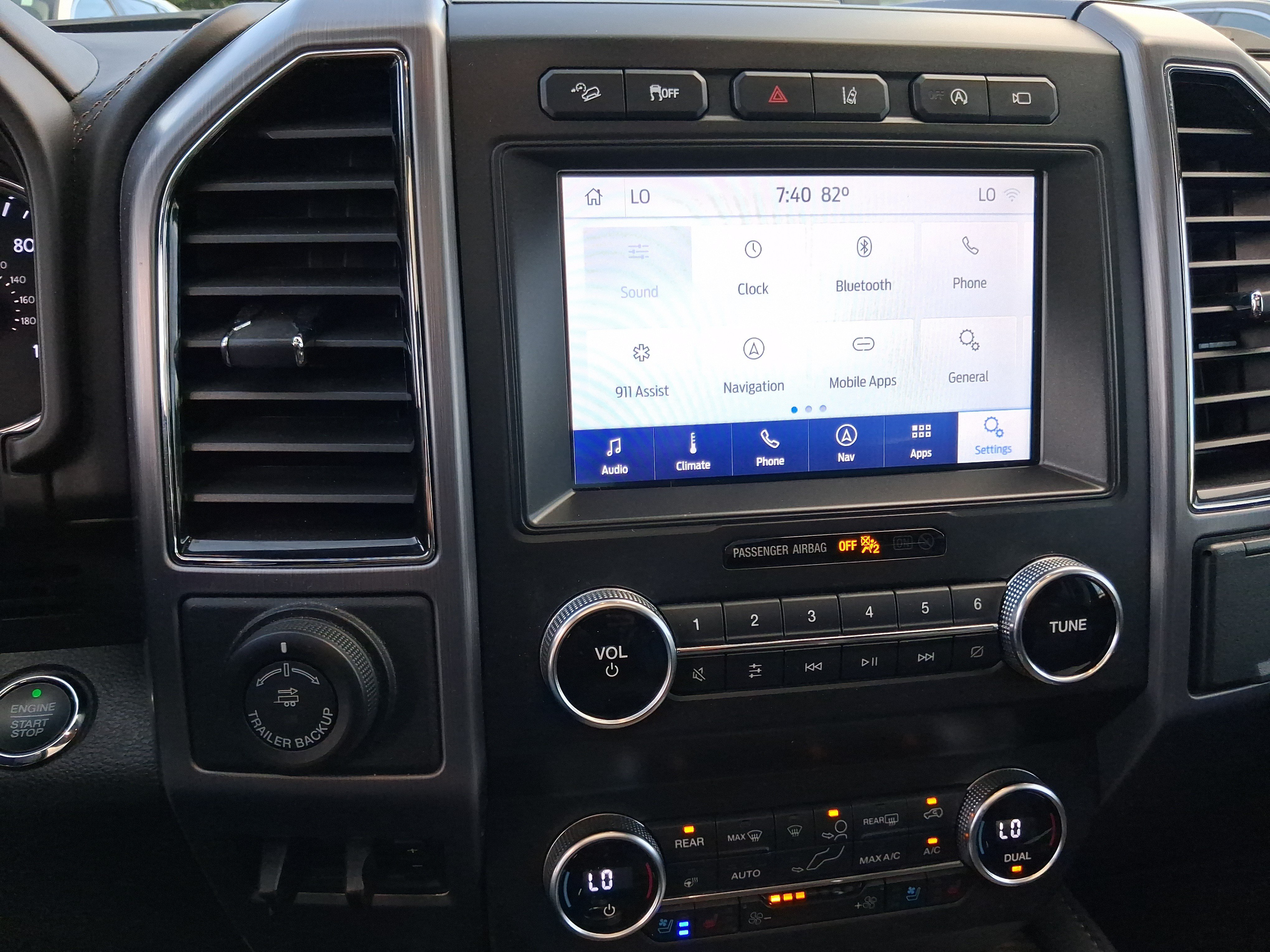 Used 2020 Ford Expedition Max Platinum AWD/4WD image 18