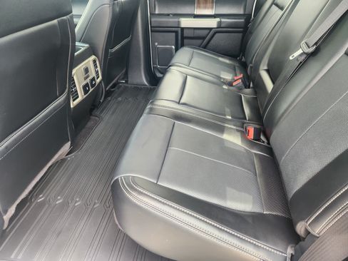 Certified 2019 Ford F150 Lariat w/ Equipment Group 502A Luxury AWD/4WD image 31