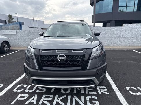 Used 2024 Nissan Pathfinder Rock Creek image 2