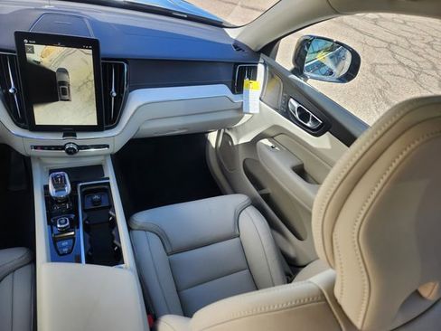 New 2026 Volvo XC60 B5 Ultra w/ Climate Package image 12