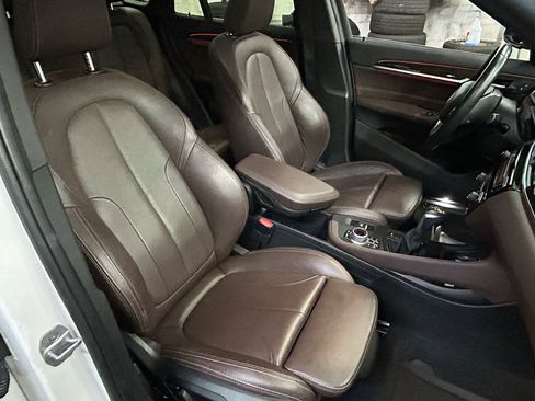 Used 2018 BMW X1 xDrive28i w/ Convenience Package image 18