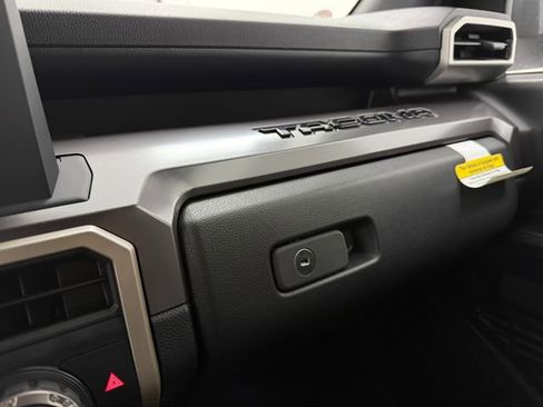 New 2026 Toyota Tacoma TRD Off-Road AWD/4WD image 25