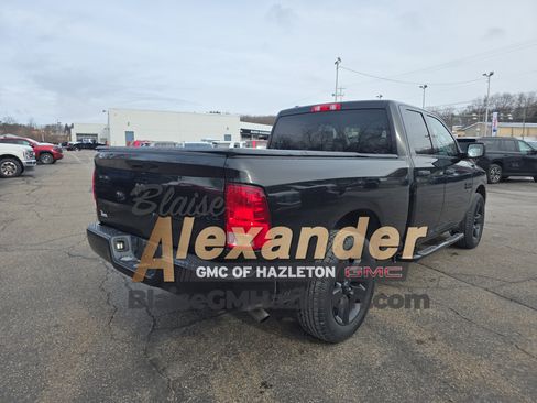 Used 2019 RAM 1500 Express w/ Express Value Package image 3
