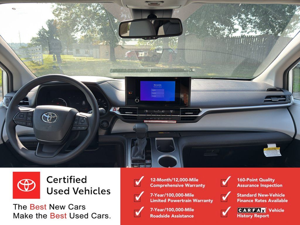 Certified 2026 Toyota Sienna LE FWD image 18