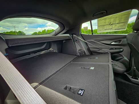 New 2026 Buick Envista Preferred w/ Convenience I Package FWD image 35