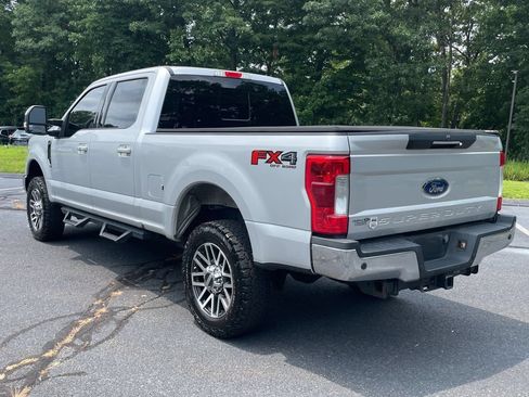 Used 2019 Ford F250 Lariat w/ Lariat Ultimate Package AWD/4WD image 4