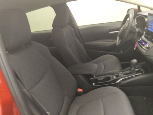 Used 2021 Toyota Corolla LE FWD image 21