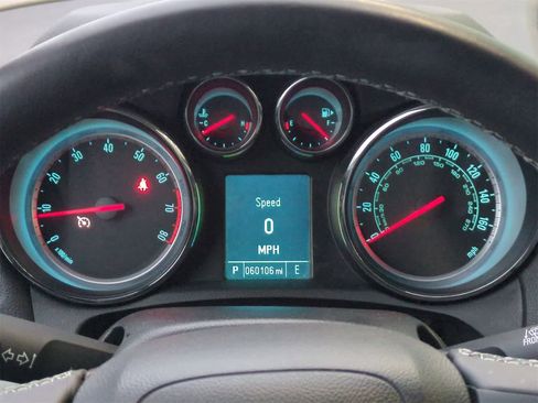 Used 2015 Buick Encore Convenience image 30