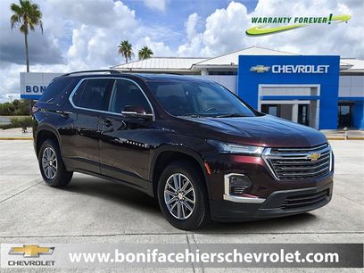 Used 2023 Chevrolet Traverse LT