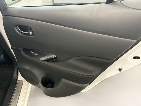 Used 2025 Nissan Leaf SV Plus FWD image 31
