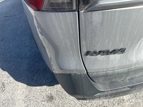 Used 2022 Toyota RAV4 LE image 4