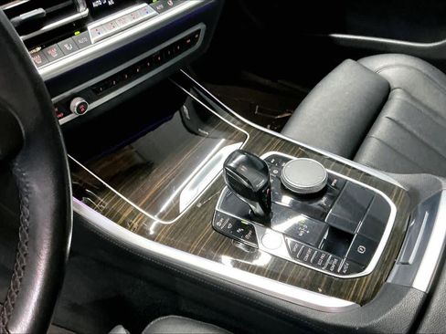 Used 2020 BMW X5 sDrive40i w/ Premium Package image 19