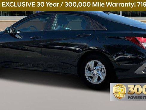 New 2025 Hyundai Elantra SE image 7