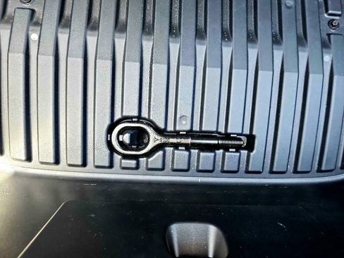 Used 2021 Tesla Model Y Performance image 25