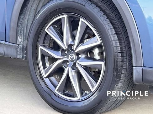 Used 2018 MAZDA CX-5 Touring w/ Preferred Equipment Package FWD image 7