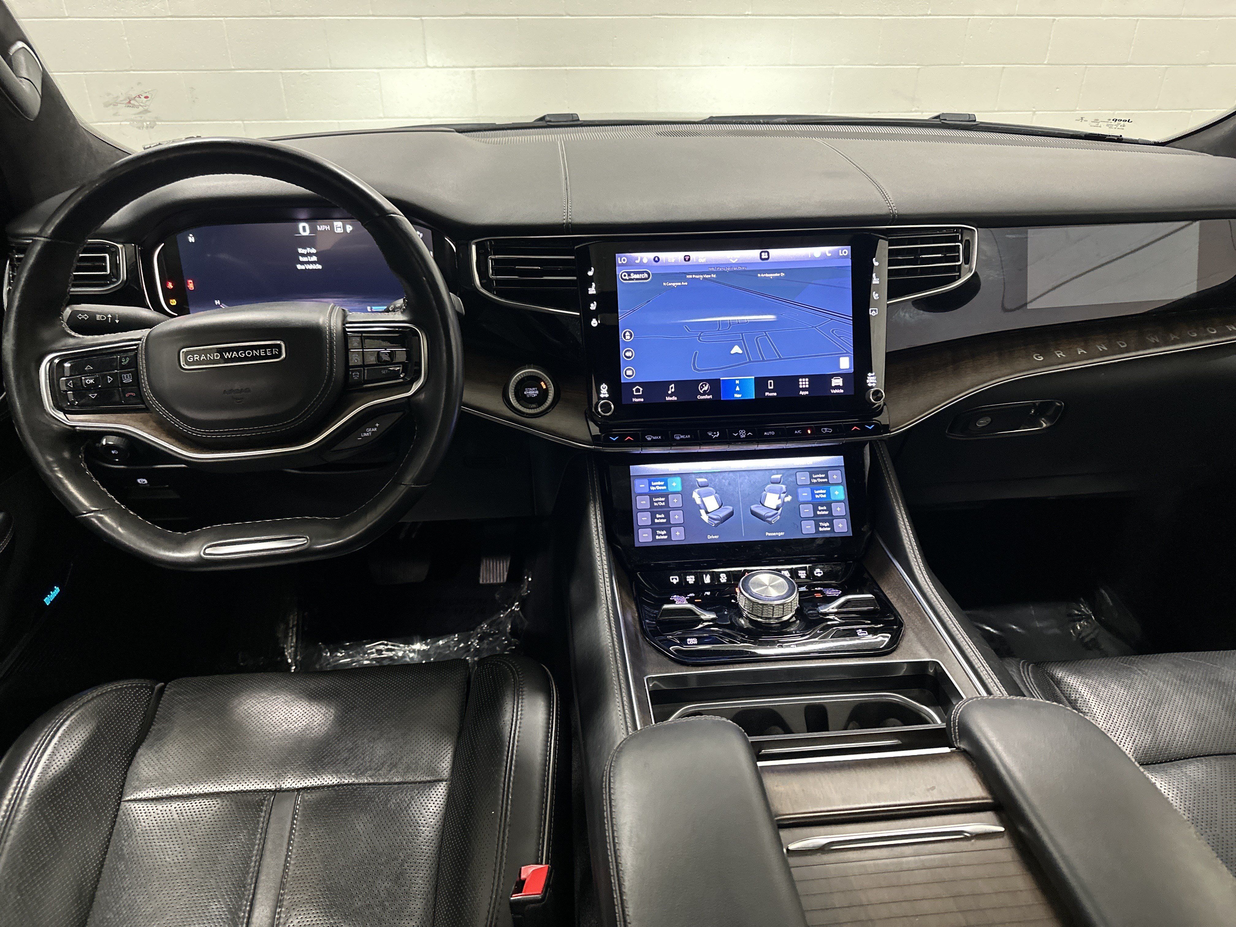 Used 2022 Jeep Grand Wagoneer Series II w/ Convenience Group III AWD/4WD image 30