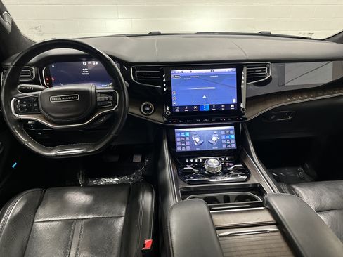 Used 2022 Jeep Grand Wagoneer Series II w/ Convenience Group III AWD/4WD image 30
