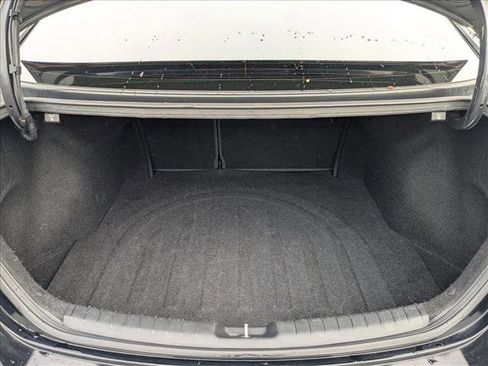 Used 2017 Hyundai Elantra Sport image 6