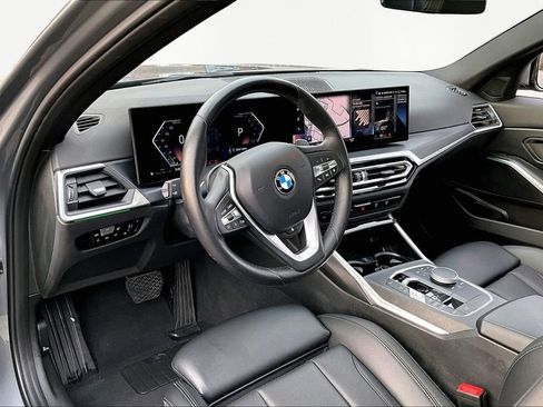 Used 2023 BMW 330i xDrive 330i xDrive w/ Driving Assistance Package image 12