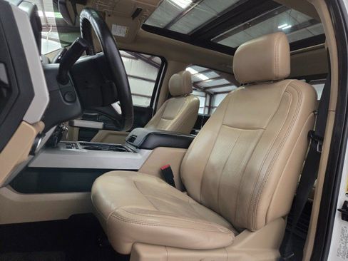 Used 2020 Ford F250 Lariat w/ Lariat Ultimate Package AWD/4WD image 73