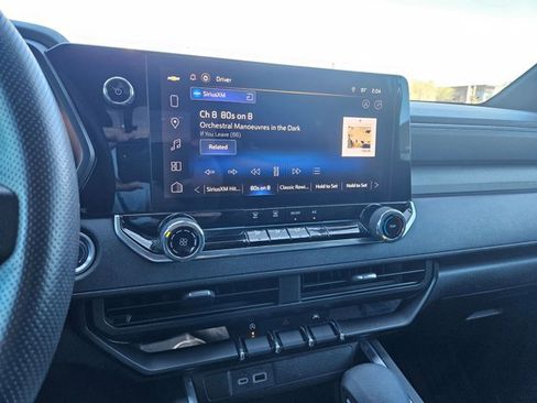 Used 2024 Chevrolet Colorado Trail Boss image 13