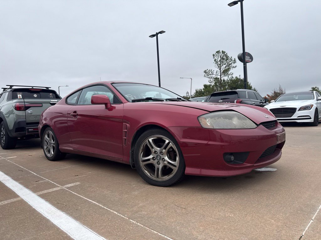 Used 2005 Hyundai Tiburon GT FWD image 1