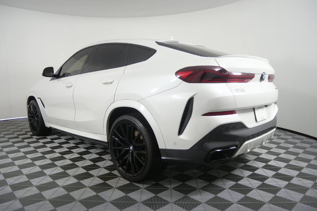 Used 2022 BMW X6 xDrive40i w/ Executive Package AWD/4WD image 7