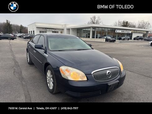 Used 2009 Buick Lucerne CXL w/ Driver Confidence Package image 1