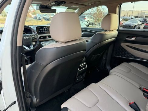 Certified 2023 Hyundai Santa Fe SEL w/ Premium Package image 22