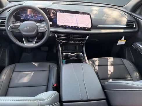 New 2026 Chevrolet Traverse LT w/ Midnight/Sport Edition FWD image 16