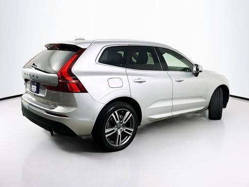 Used 2021 Volvo XC60 T5 Momentum w/ Protection Package Premier FWD image 7