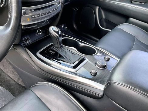 Used 2019 INFINITI QX60 Luxe w/ Essential Package FWD image 10