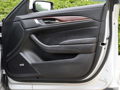 Used 2015 Cadillac CTS Luxury RWD image 32