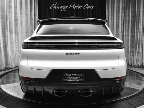 Used 2024 Porsche Cayenne Turbo GT AWD/4WD image 4
