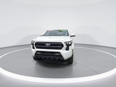 Certified 2024 Toyota Tacoma SR5 image 5