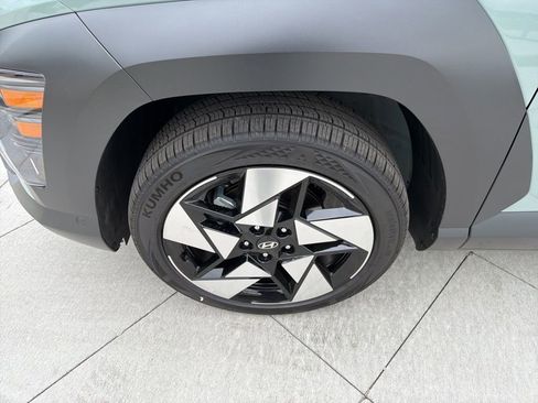 New 2026 Hyundai Kona Limited FWD image 9